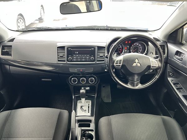 2015 Mitsubishi Galant Enterprise Manukau image 300085