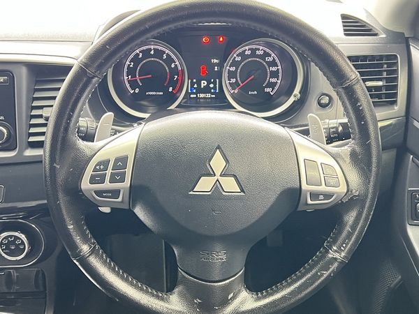 2015 Mitsubishi Galant Enterprise Manukau image 300086