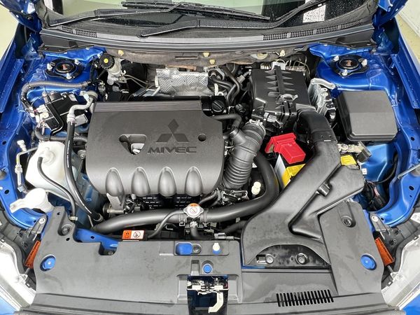 2015 Mitsubishi Galant Enterprise Manukau image 300088