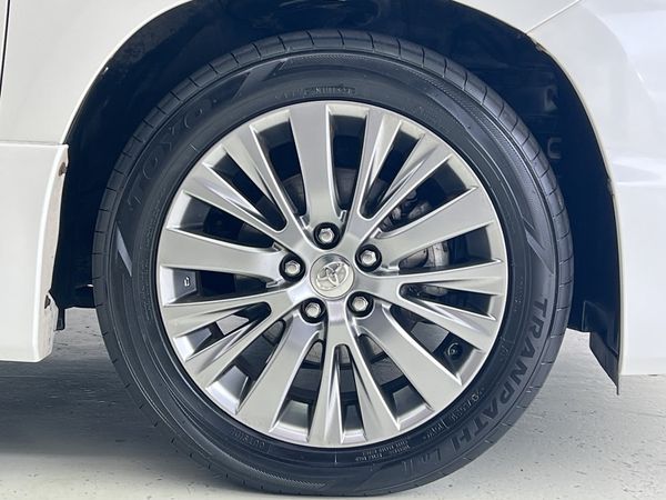 2012 Toyota Vellfire Enterprise Manukau image 303335