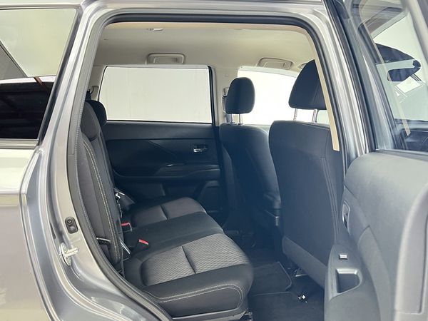 2014 Mitsubishi Outlander Enterprise Manukau image 305106