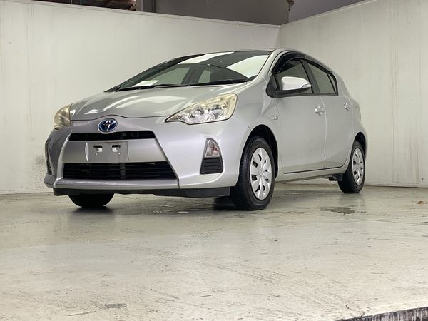 2013 Toyota Aqua Enterprise Manukau image 312326