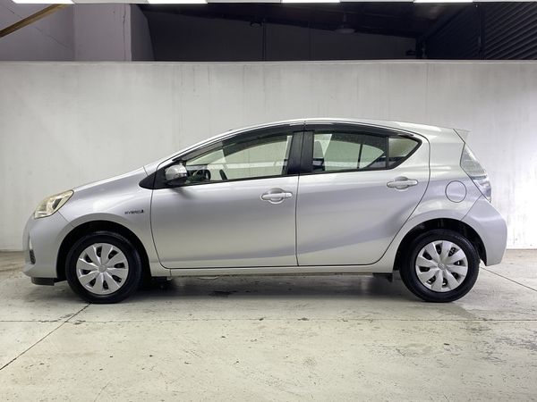 2013 Toyota Aqua Enterprise Manukau image 312331