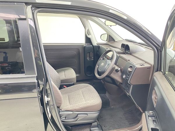 2012 Toyota Spade Enterprise Manukau image 312384