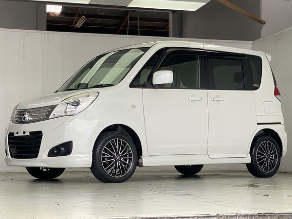 2014 Mitsubishi Delica Enterprise Manukau image 323566