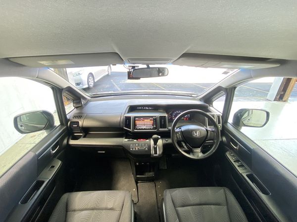 2012 Honda Step Wagon Enterprise Manukau image 326077