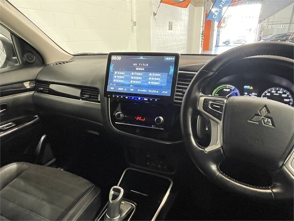 2020 Mitsubishi Outlander Enterprise New Lynn image 24881