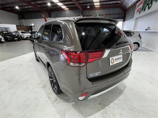 2017 Mitsubishi Outlander Enterprise New Lynn image 24850