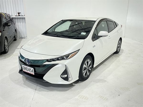 2018 Toyota Prius Enterprise New Lynn image 27386