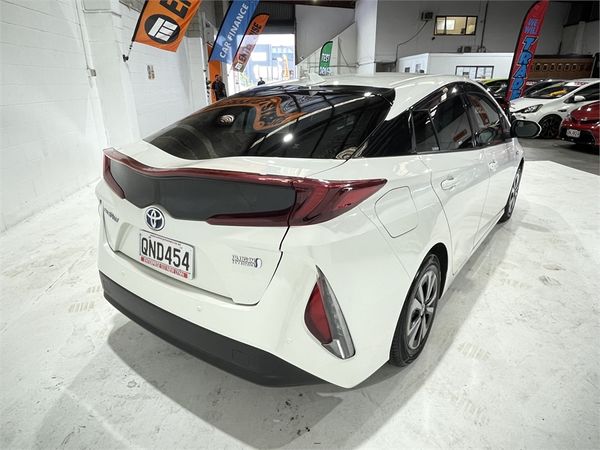 2018 Toyota Prius Enterprise New Lynn image 27385