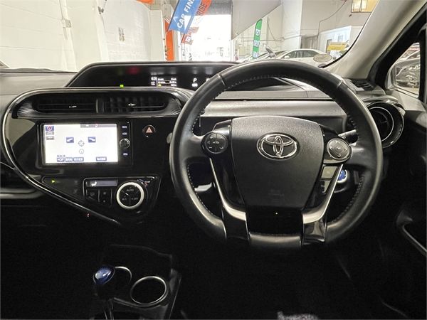 2018 Toyota Aqua Enterprise New Lynn image 29157