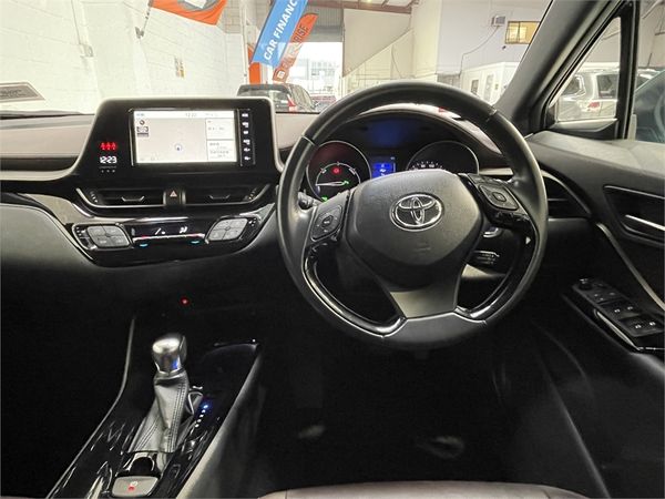 2019 Toyota C-HR Enterprise New Lynn image 36192