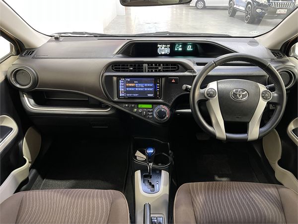 2013 Toyota Aqua Enterprise New Lynn image 35687