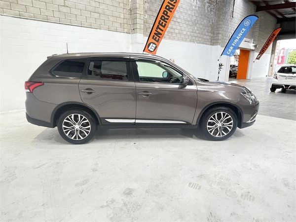 2016 Mitsubishi Outlander Enterprise New Lynn image 36108