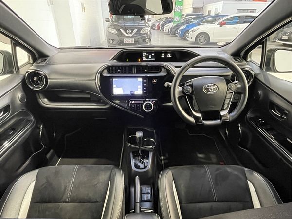 2017 Toyota Aqua Enterprise New Lynn image 105969