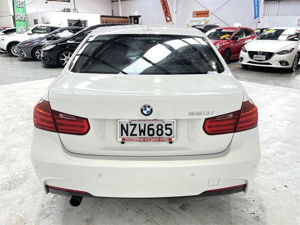 2012 BMW 320i Enterprise New Lynn image 113442