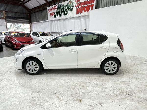 2017 Toyota Aqua Enterprise New Lynn image 113520