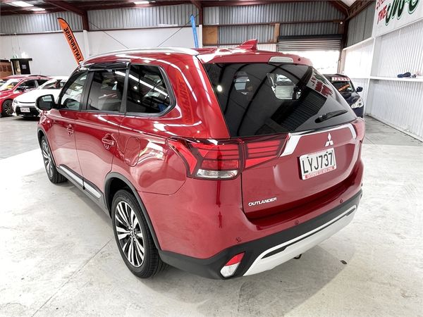 2019 Mitsubishi Outlander Enterprise New Lynn image 115767