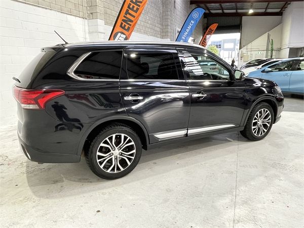 2016 Mitsubishi Outlander Enterprise New Lynn image 153165