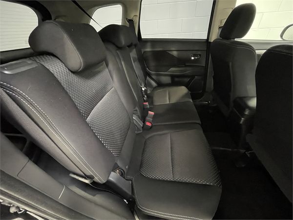 2016 Mitsubishi Outlander Enterprise New Lynn image 153172