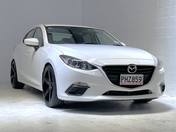 2014 Mazda Axela Enterprise New Lynn image 180731