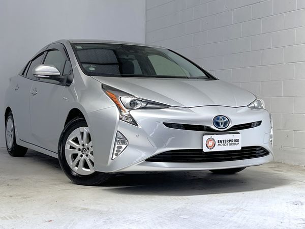 2017 Toyota Prius Enterprise New Lynn image 196954