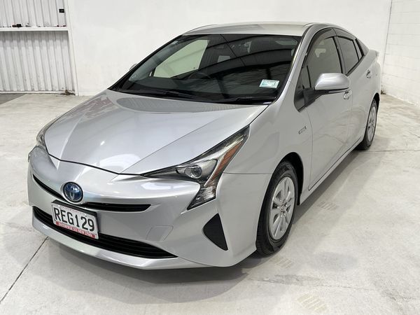 2017 Toyota Prius Enterprise New Lynn image 225895