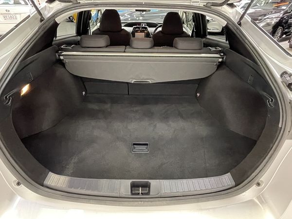2017 Toyota Prius Enterprise New Lynn image 241762