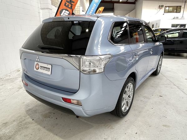 2014 Mitsubishi Outlander Enterprise New Lynn image 222759