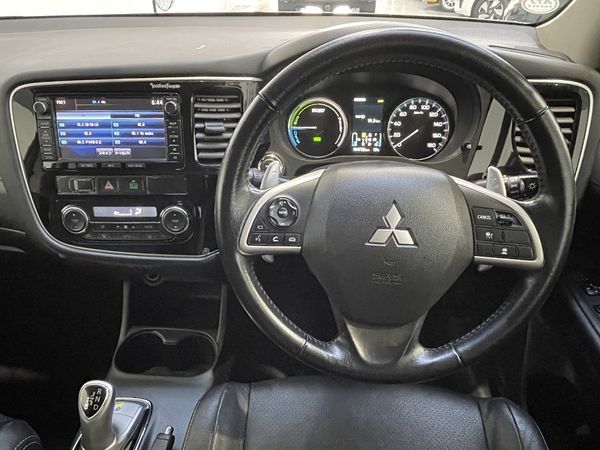 2014 Mitsubishi Outlander Enterprise New Lynn image 222764