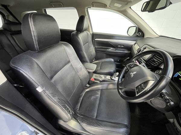 2014 Mitsubishi Outlander Enterprise New Lynn image 222770