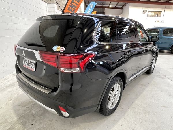 2016 Mitsubishi Outlander Enterprise New Lynn image 229456