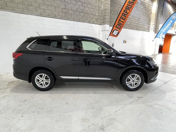 2016 Mitsubishi Outlander Enterprise New Lynn image 229459