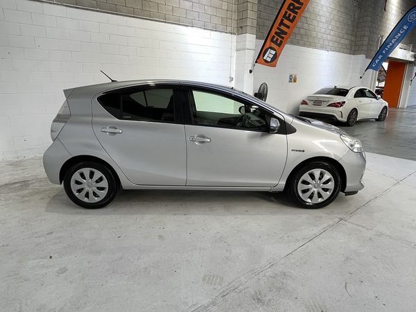 2012 Toyota Aqua Enterprise New Lynn image 238100