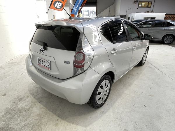 2012 Toyota Aqua Enterprise New Lynn image 238101
