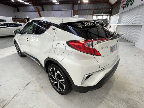 2017 Toyota C-HR Enterprise New Lynn image 236381