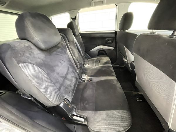 2010 Mitsubishi Outlander Enterprise New Lynn image 266101