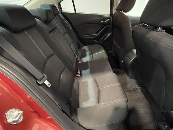 2016 Mazda Axela Enterprise New Lynn image 251285