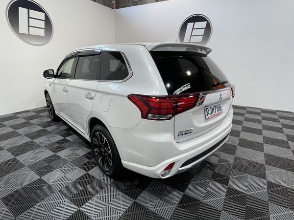 2015 Mitsubishi Outlander Enterprise New Lynn image 265572