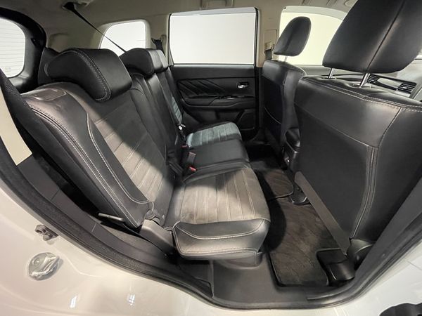 2015 Mitsubishi Outlander Enterprise New Lynn image 265585