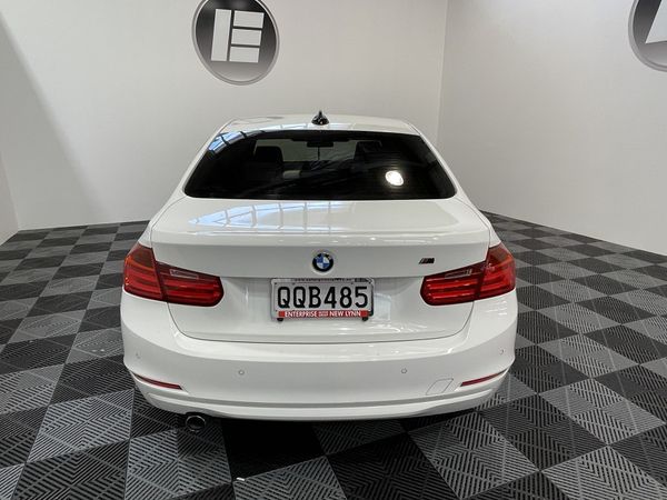 2013 BMW 320i Enterprise New Lynn image 270022