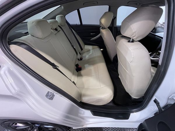 2013 BMW 320i Enterprise New Lynn image 270029