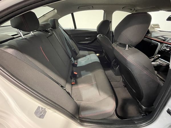 2013 BMW 320d Enterprise New Lynn image 273810