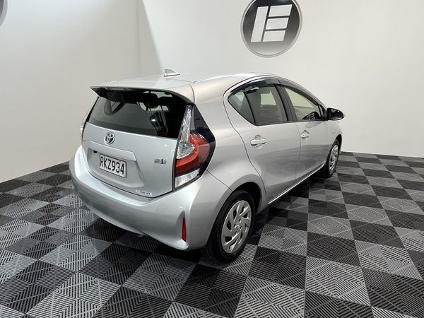2018 Toyota Aqua Enterprise New Lynn image 274181