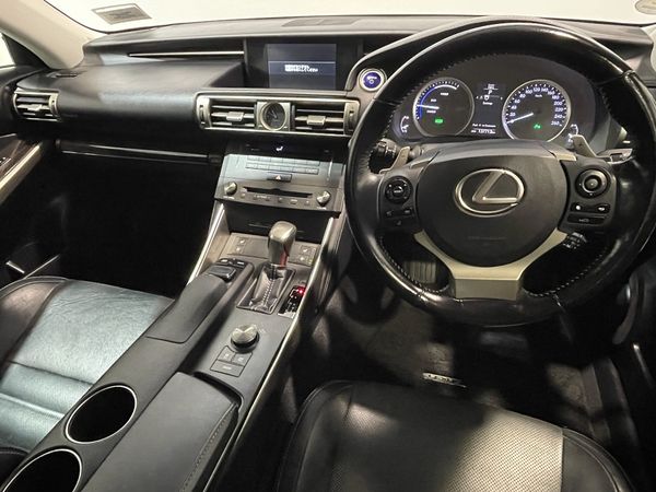2015 Lexus IS 300H Enterprise New Lynn image 273857
