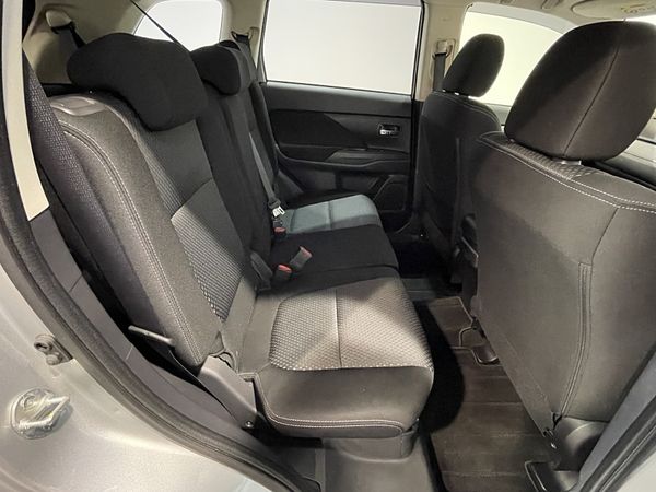 2019 Mitsubishi Outlander Enterprise New Lynn image 284079