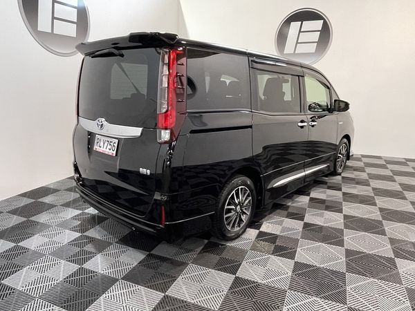2014 Toyota Noah Enterprise New Lynn image 281764