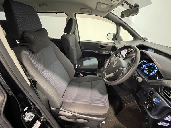 2014 Toyota Noah Enterprise New Lynn image 281775