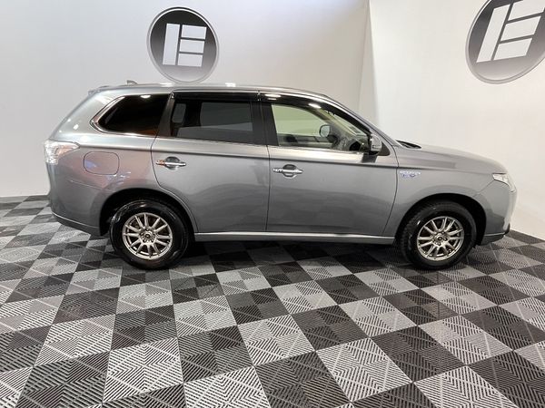 2014 Mitsubishi Outlander Enterprise New Lynn image 282854
