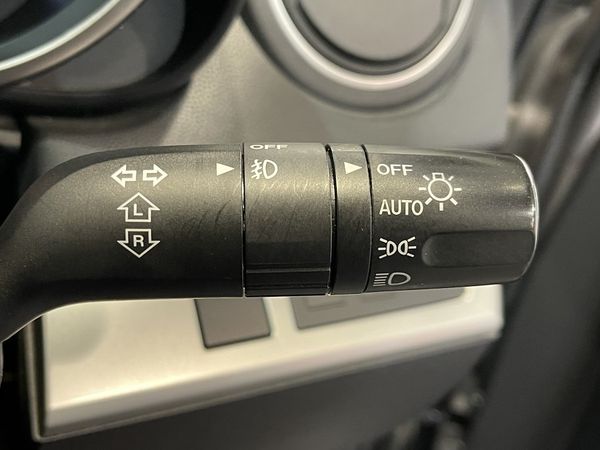 2013 Mazda Axela Enterprise New Lynn image 290882